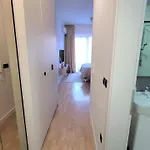 Lora Lux - Bulevar Sarajevo