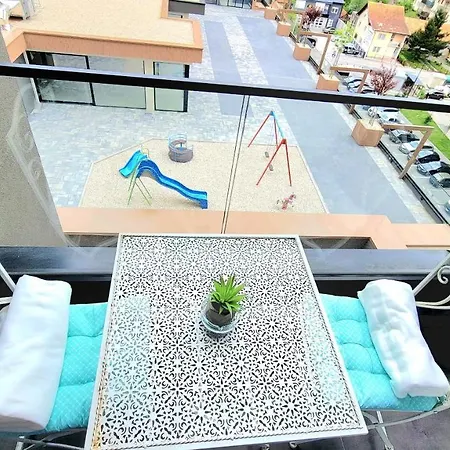 Lora Lux Apartment