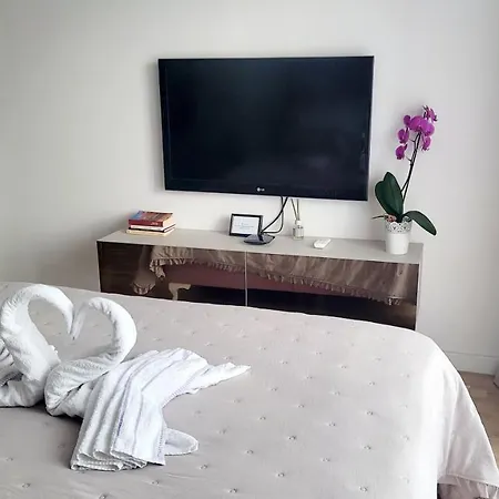 Lora Lux - Bulevar