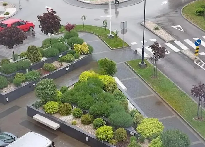 Апартаменты Lora Lux - Bulevar